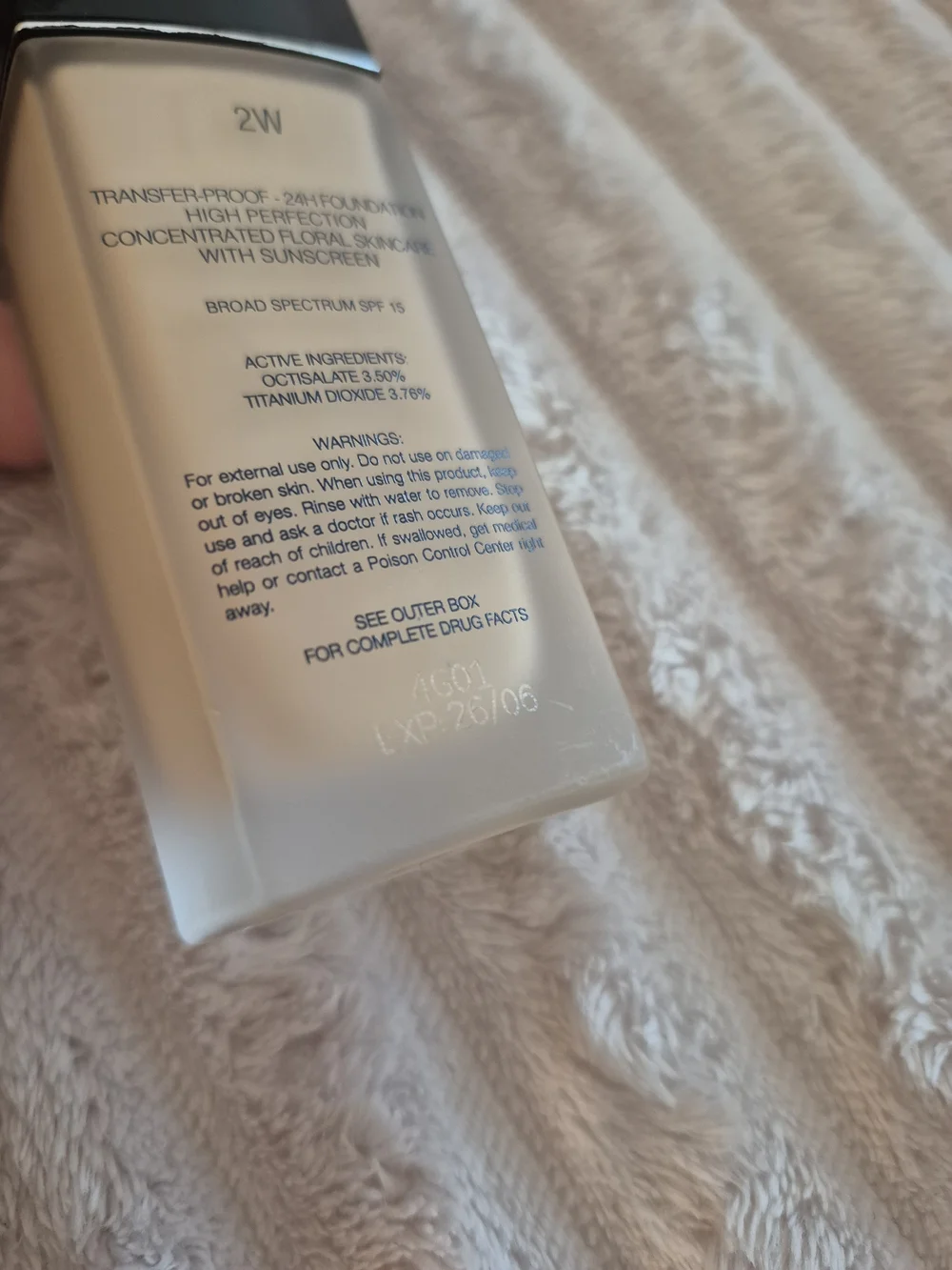 Dior Forever Liquid Foundation – Neutral Beige (2W) New